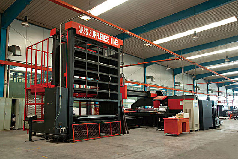 Why must the LED fluorescent lamp power supply have a constant current?